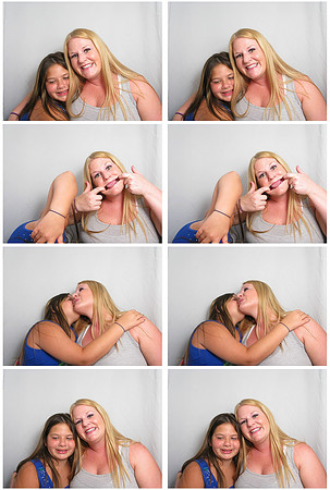 Hood River Photo Booth19800101_0020