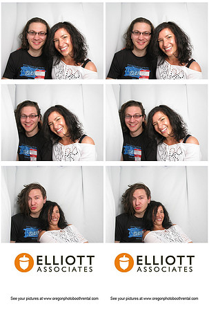 Vancouver RealEstate Photo Booth19800101_0226