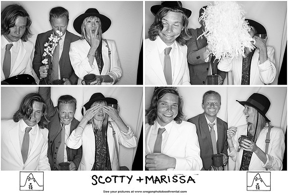 Trout Lake wedding photo booth (88)