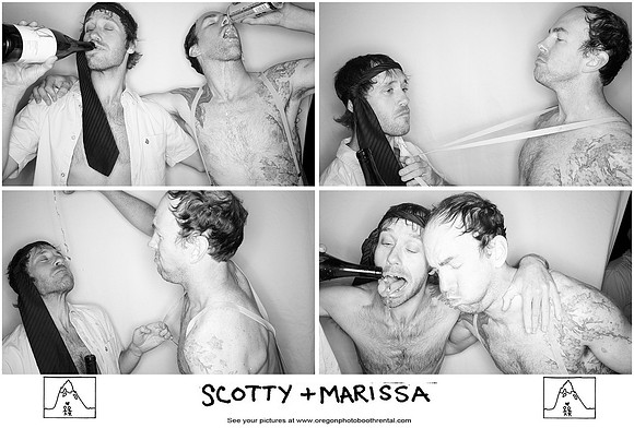 Trout Lake wedding photo booth (99)