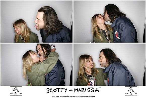 Trout Lake wedding photo booth (59)
