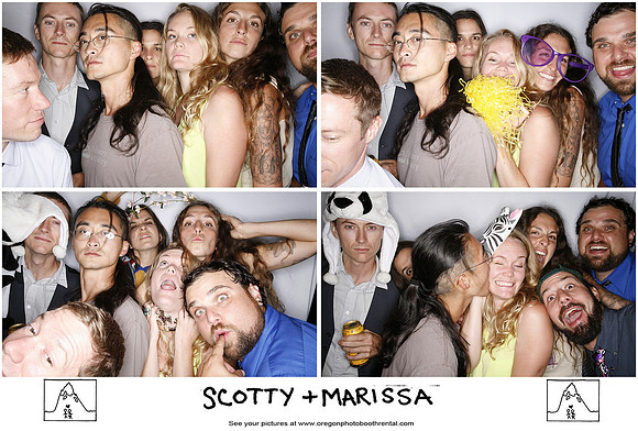 Trout Lake wedding photo booth (41)