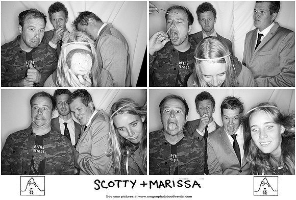 Trout Lake wedding photo booth (36)
