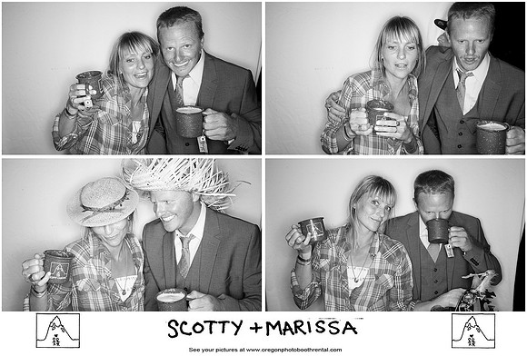Trout Lake wedding photo booth (100)