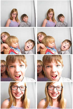 Hood River Photo Booth19800101_0037