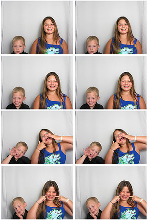 Hood River Photo Booth19800101_0017