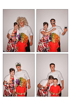 Liz&MaxWeddingPhotoBooth_Page_05