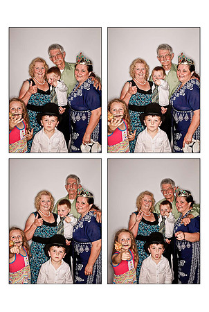 Liz&MaxWeddingPhotoBooth_Page_77