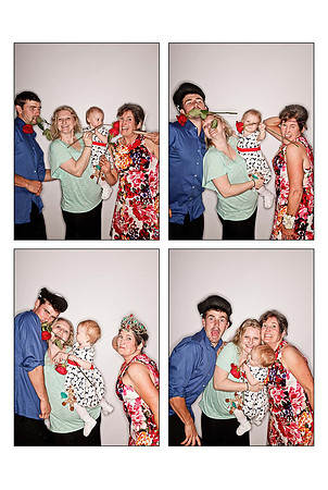 Liz&MaxWeddingPhotoBooth_Page_52