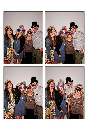 Liz&MaxWeddingPhotoBooth_Page_09
