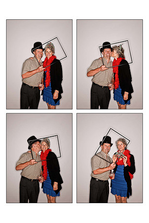Liz&MaxWeddingPhotoBooth_Page_01