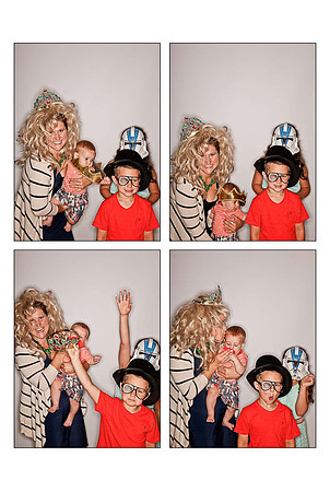 Liz&MaxWeddingPhotoBooth_Page_21