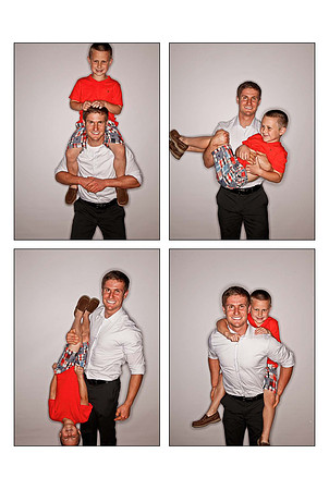 Liz&MaxWeddingPhotoBooth_Page_07