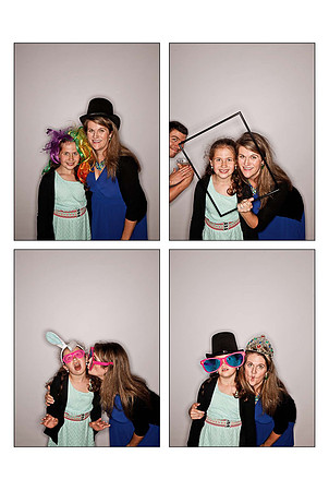 Liz&MaxWeddingPhotoBooth_Page_06