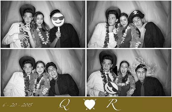 QR-Hillsboro-Oregon-Wedding-Photo-Booth (1)