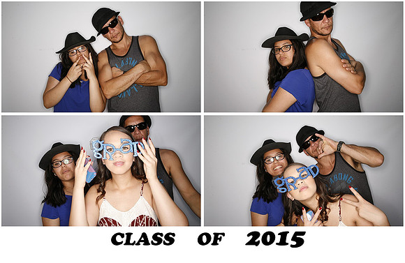 Gomez-Graduation-Photo-Booth